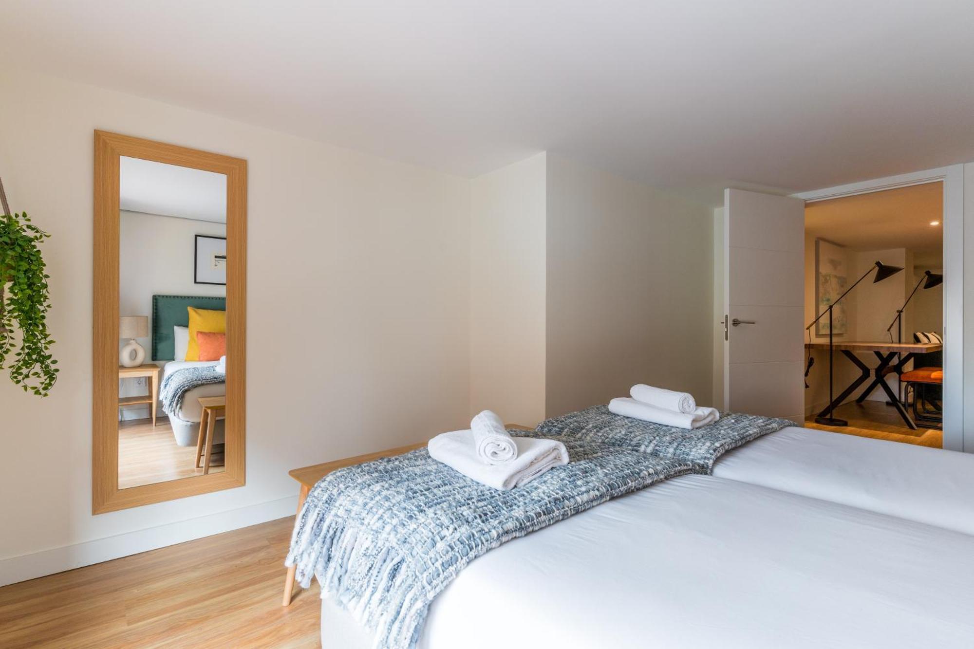 Appartement Modern And Wide- 3bd 2,5 Bth- Plaza Castilla Madrid